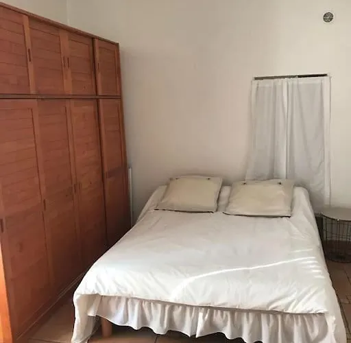 Location Place Du Marche 4eme Etage Appartement